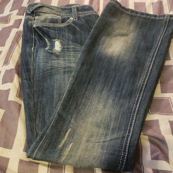 Jeans - Picture 2 of 3